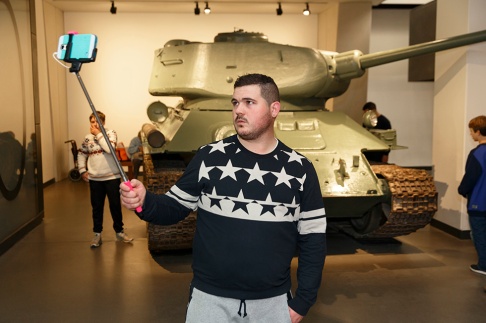 Martin Parr, London. Imperial War Museum. 2015.